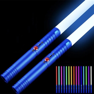 Star Wars lasersværd med 20 lysfarver og lydeffekter - Genopladelige - 2 stk - Blå håndtag